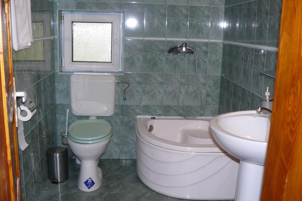 Pensiunea Vladut Bran  Oda fotoğraf